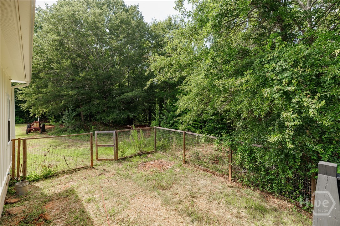 930 James Holcomb Road Property Photo 43