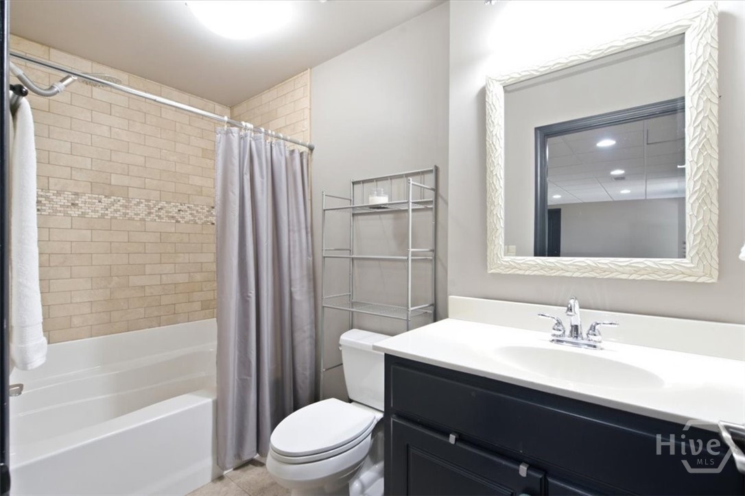 303 Vantage Drive Property Photo 40