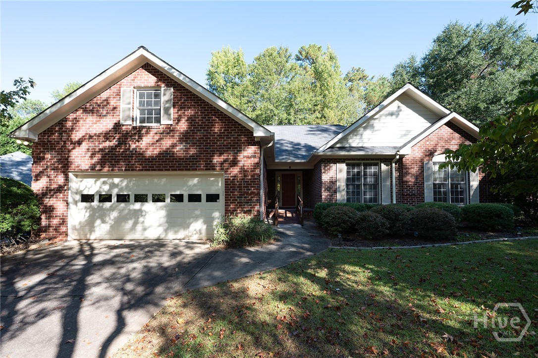 220 Meadow Creek Drive Property Photo 1