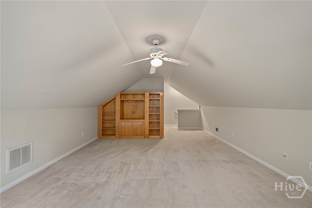 220 Meadow Creek Drive Property Photo 22