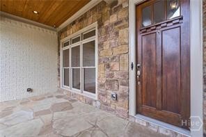 2221 Gentry Lane Property Photo 4
