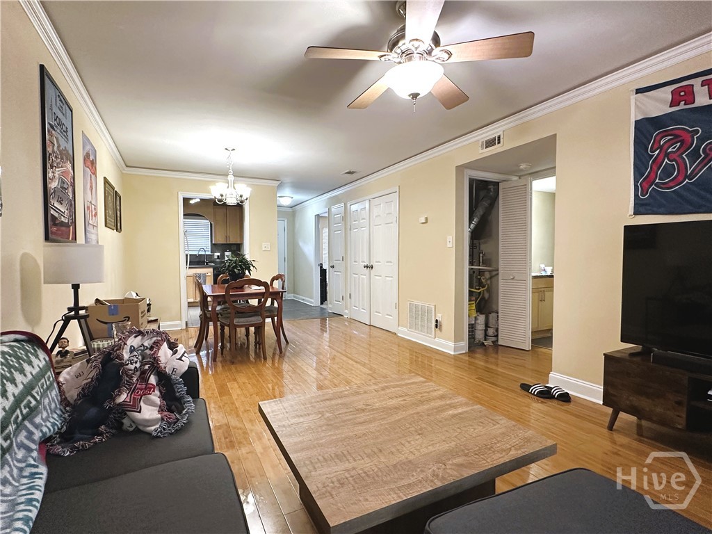 1055 Baxter Street Property Photo 9