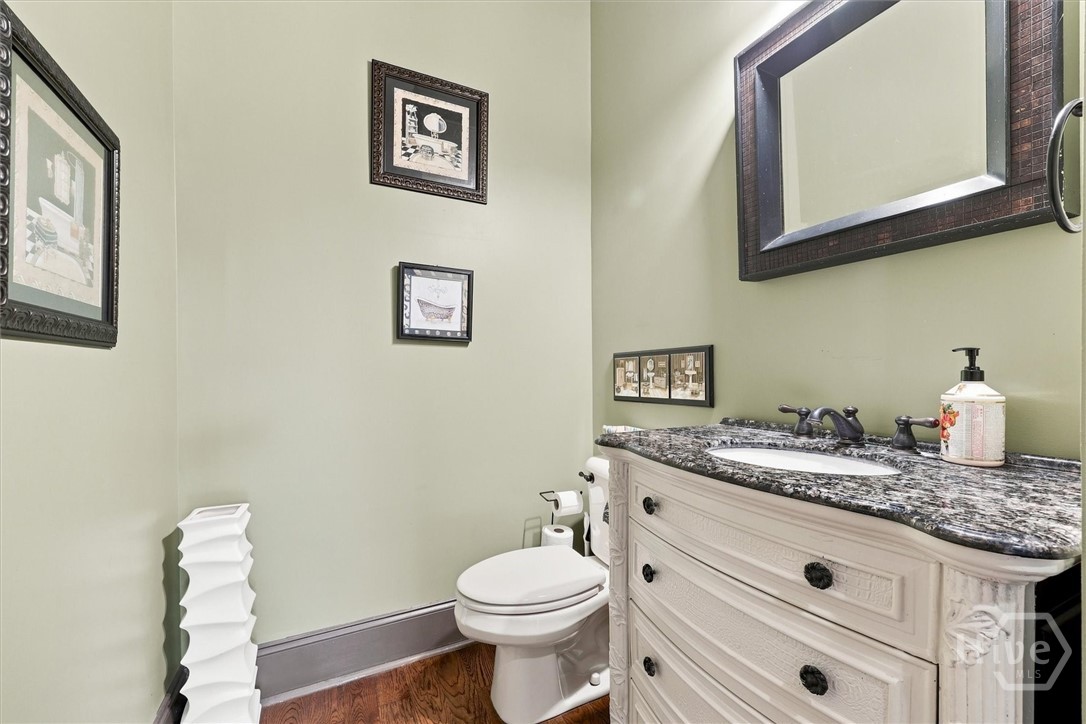 2420 Green Mountain Drive Property Photo 25