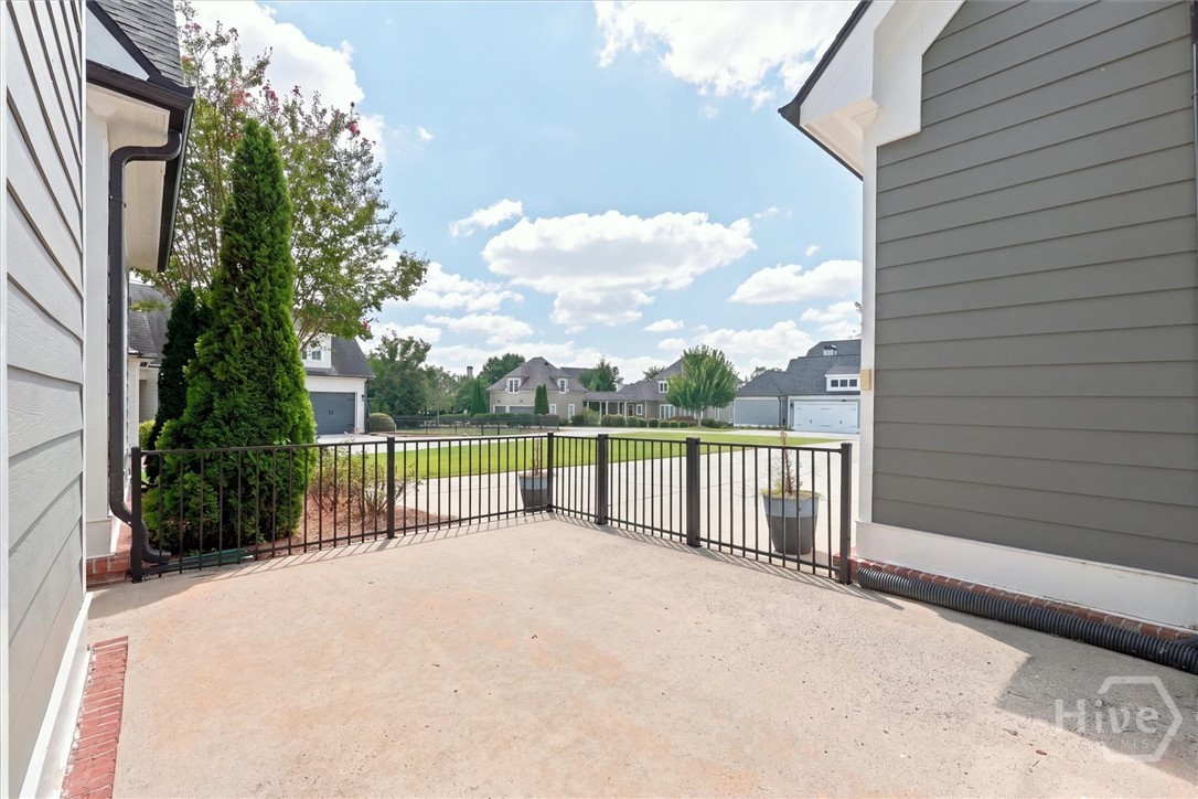 2420 Green Mountain Drive Property Photo 42