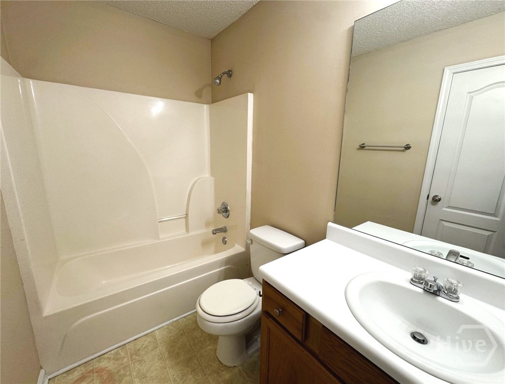 161 Bridgewater Circle Property Photo 7