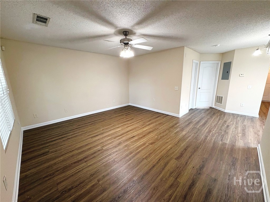 173 Bridgewater Circle Property Photo 2