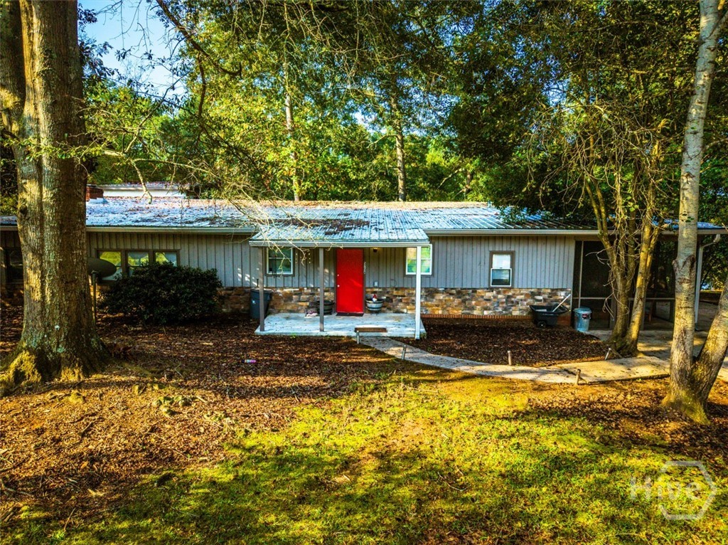 575 Vaughn Road Property Photo 1
