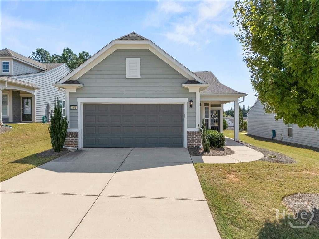 1071 Southern Pine Property Photo 1