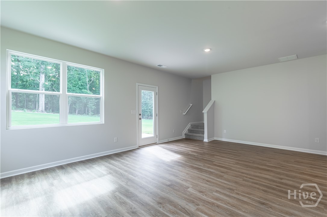 1144 Earlywood Way Property Photo 10
