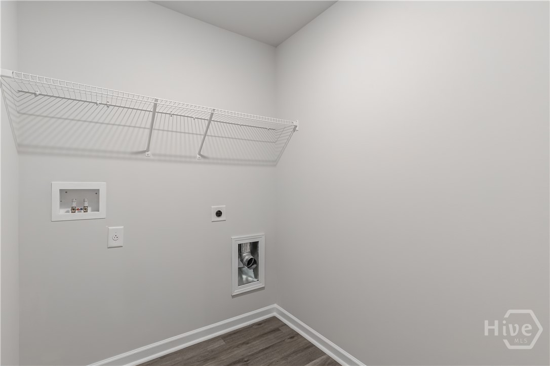 912 Stow Lane Property Photo 22