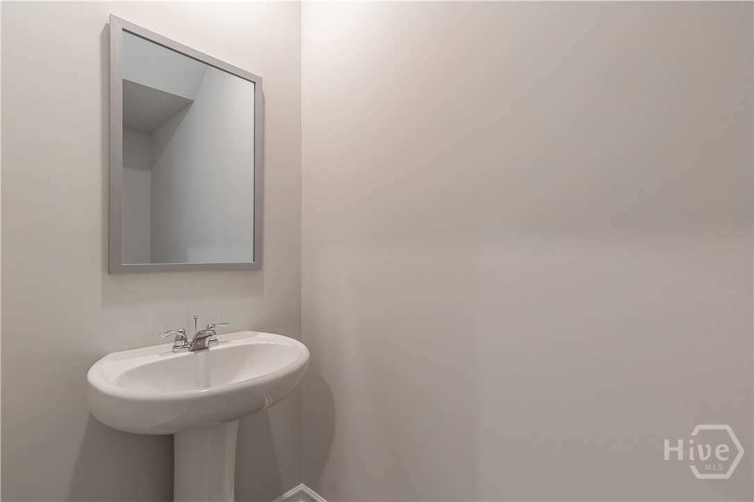 607 Cantor Way Property Photo 11