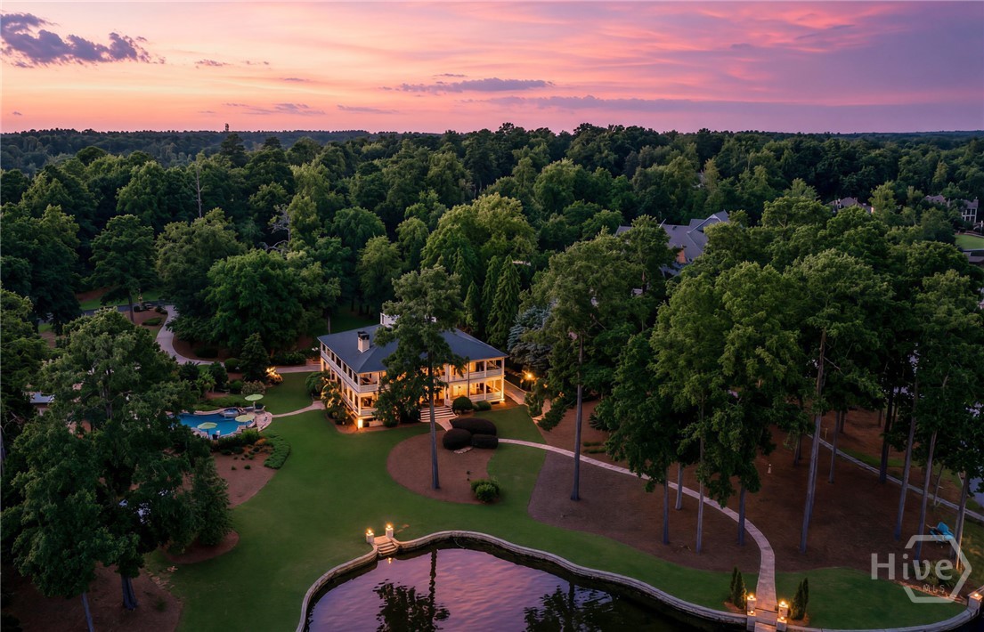 1581 Lighthouse Circle