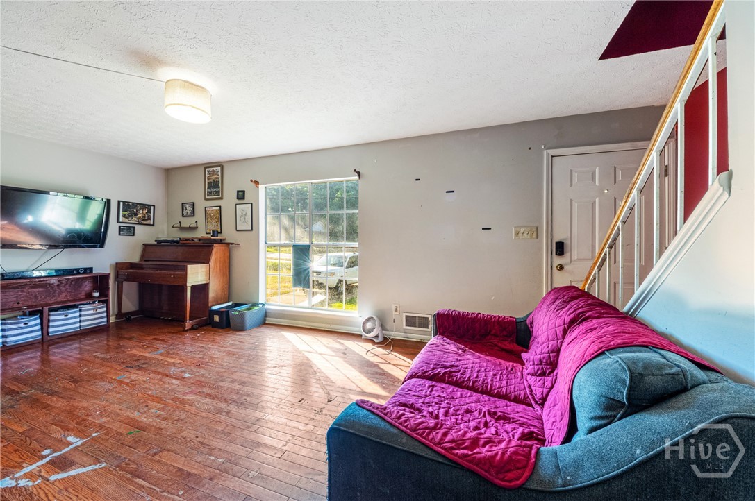 340 Roberts Road Property Photo 4