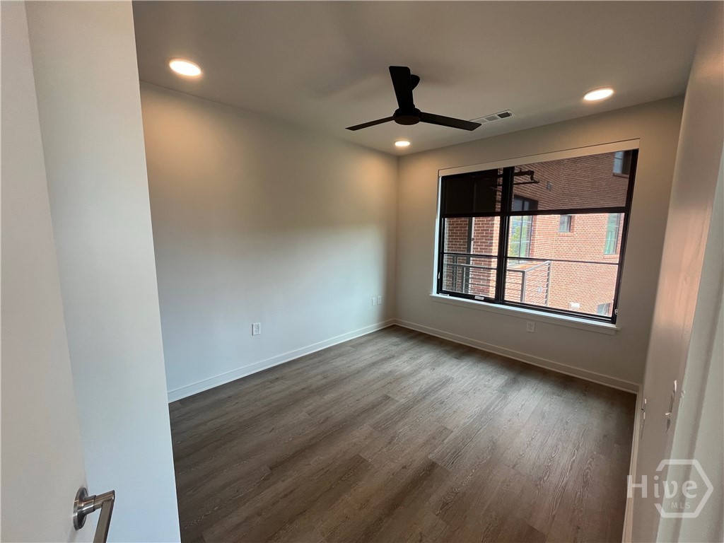 220 Williams Street E202 Property Photo 12