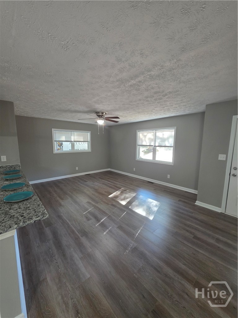 5025 Smokey Road Property Photo 6