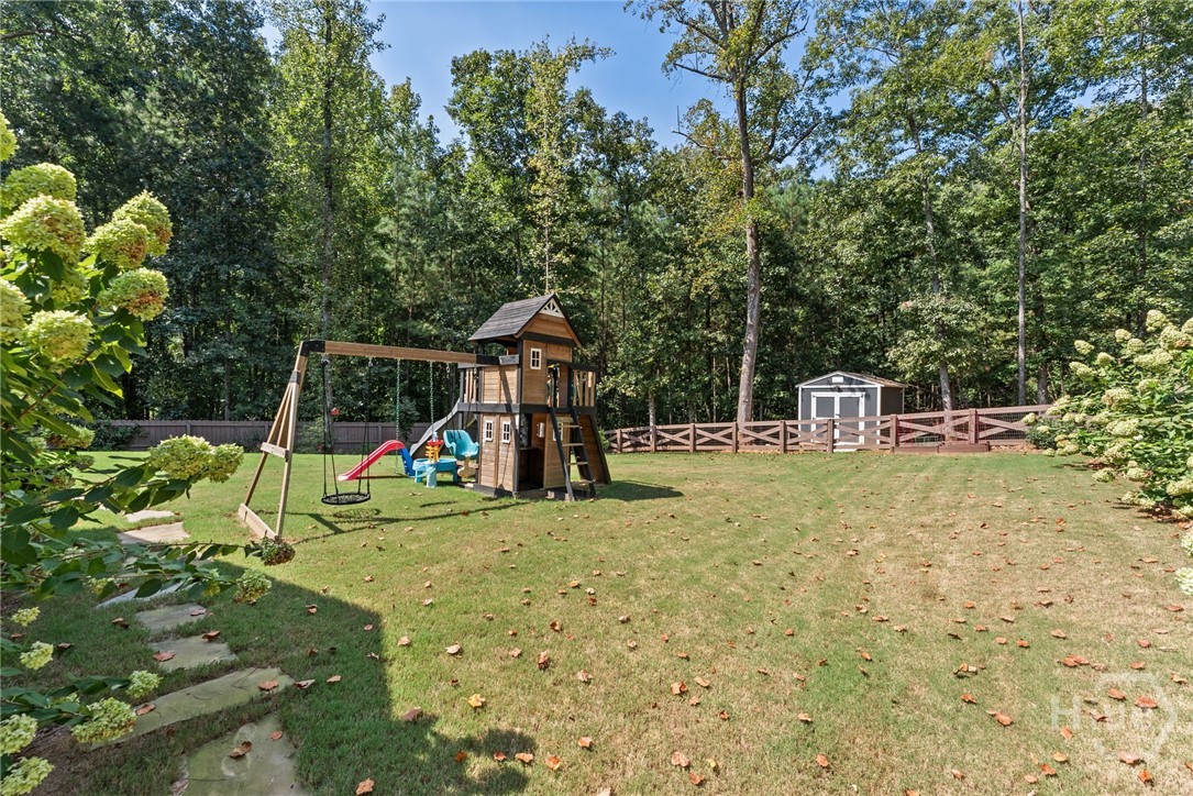 210 Masters Way Property Photo 11