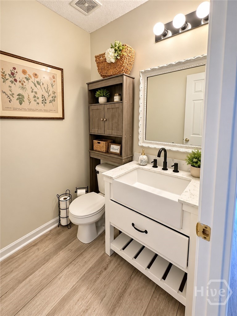 60 Aberdeen Court Property Photo 9