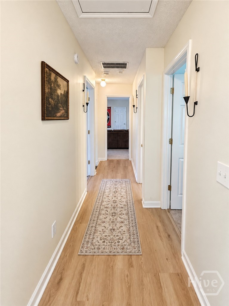 60 Aberdeen Court Property Photo 28