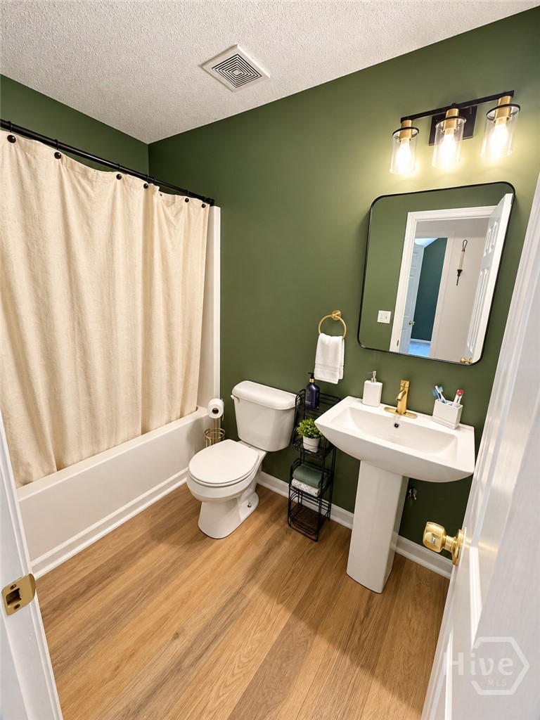60 Aberdeen Court Property Photo 35