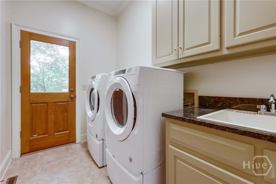 320 Millstone Circle Property Photo 32