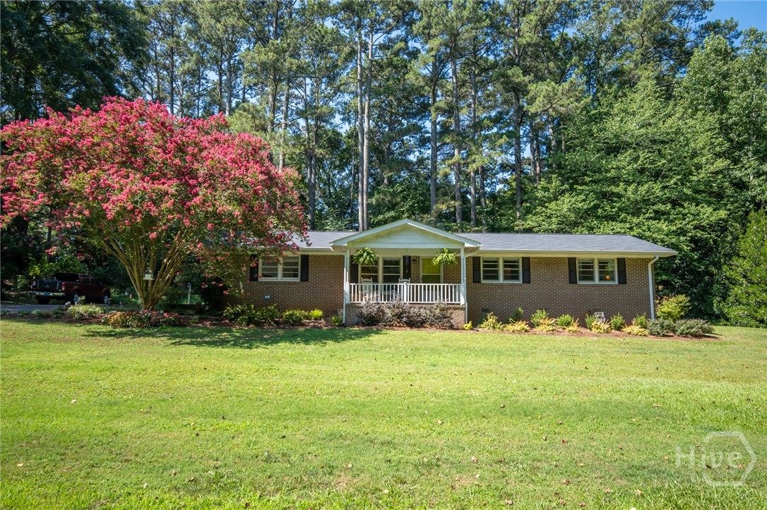192 Brownwood Drive Property Photo 2