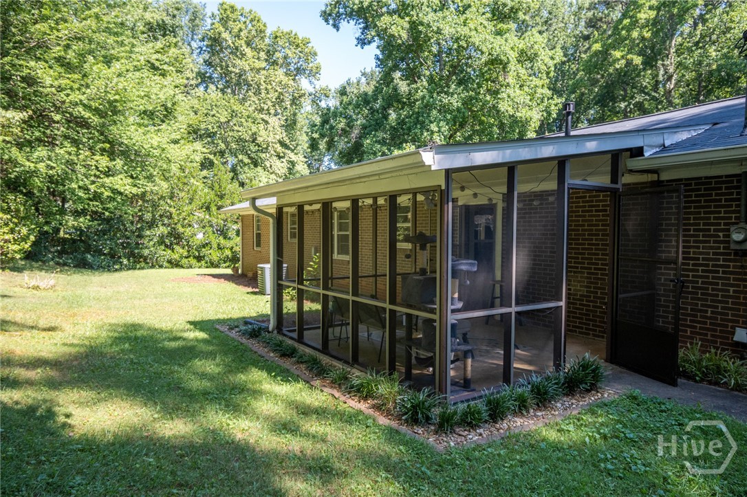 192 Brownwood Drive Property Photo 34