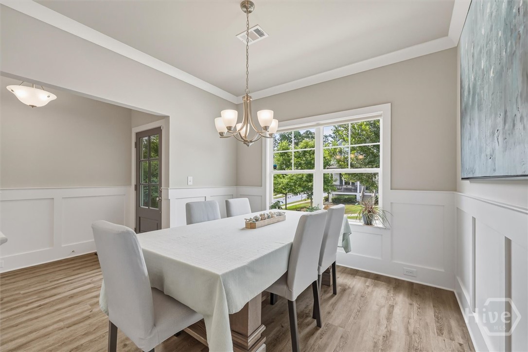 120 Russell Way Property Photo 15
