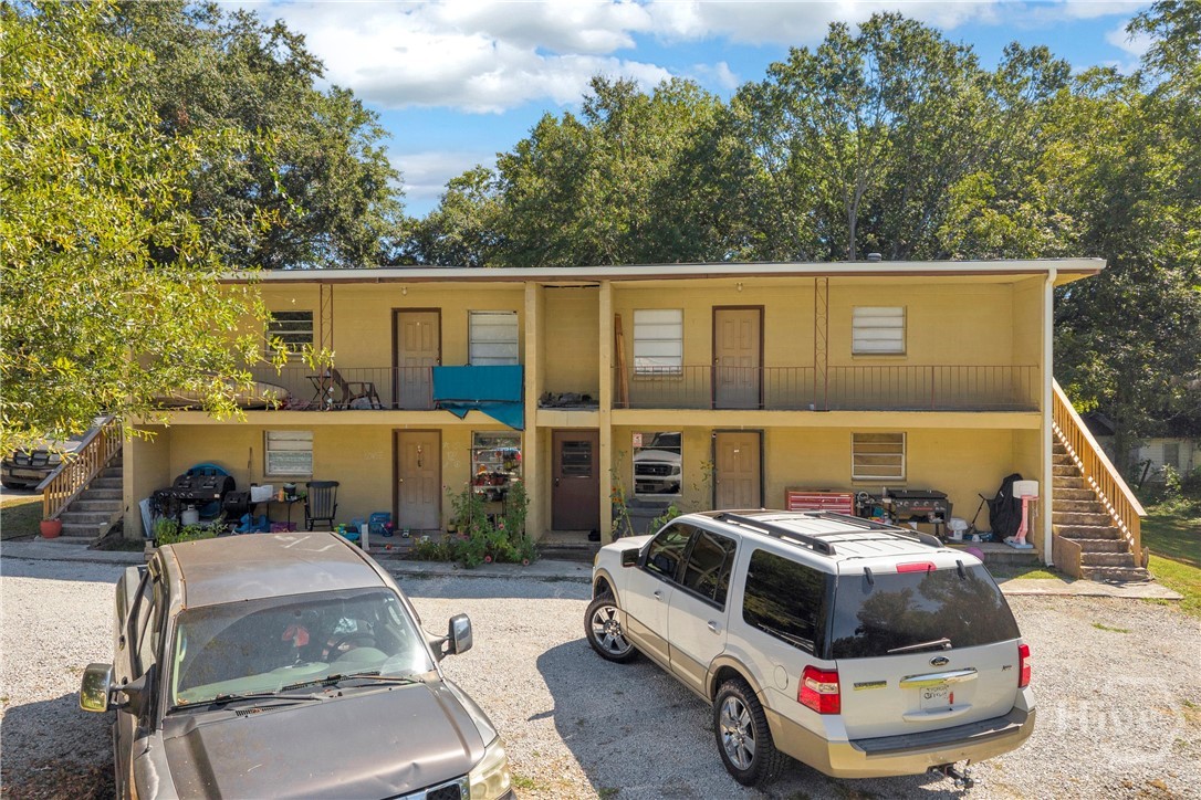65 Hughes Street Property Photo 4