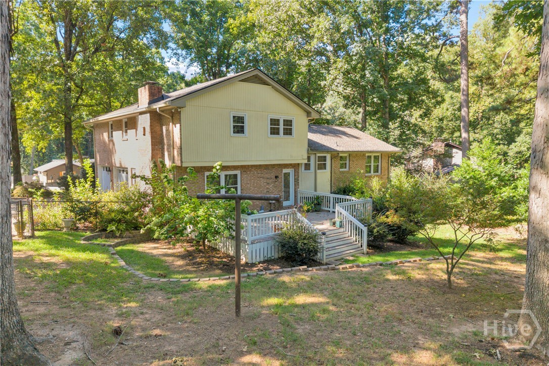 832 Sweet Briar Lane Se Property Photo 6