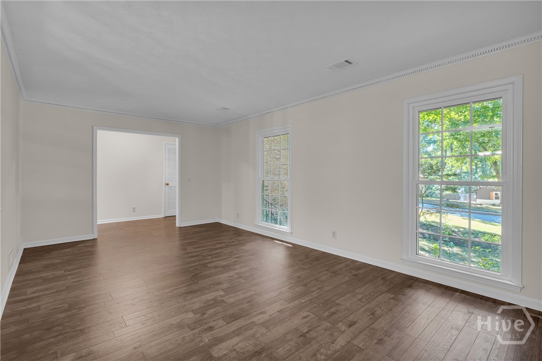 832 Sweet Briar Lane Se Property Photo 13