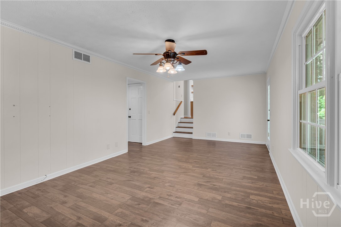 832 Sweet Briar Lane Se Property Photo 35