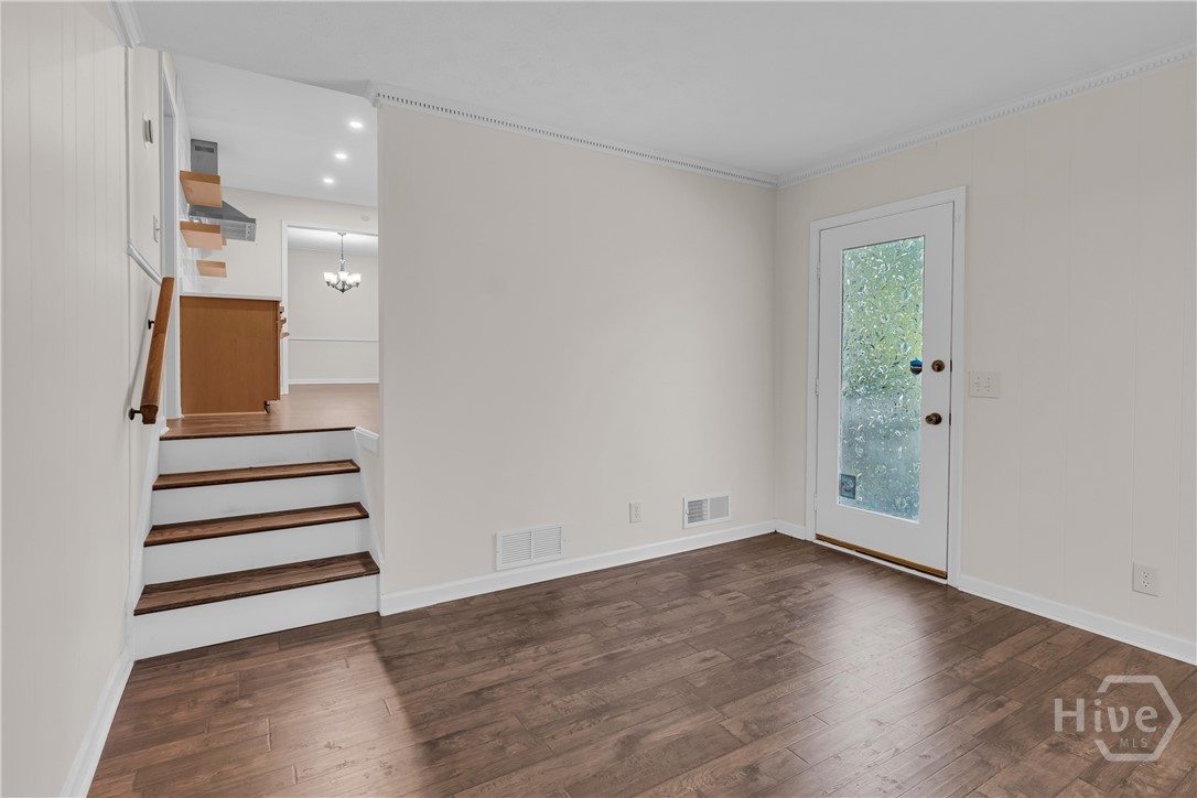 832 Sweet Briar Lane Se Property Photo 37