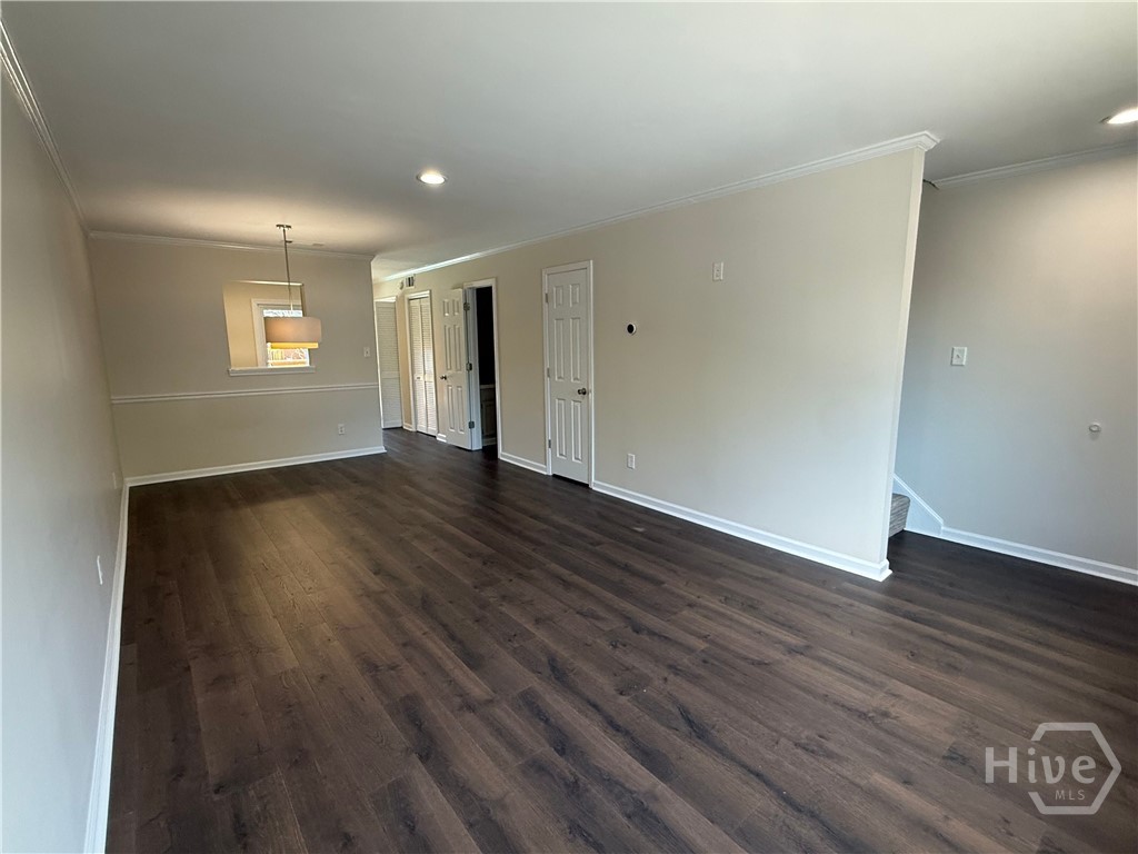 550 Dearing Street 23 Property Photo 2