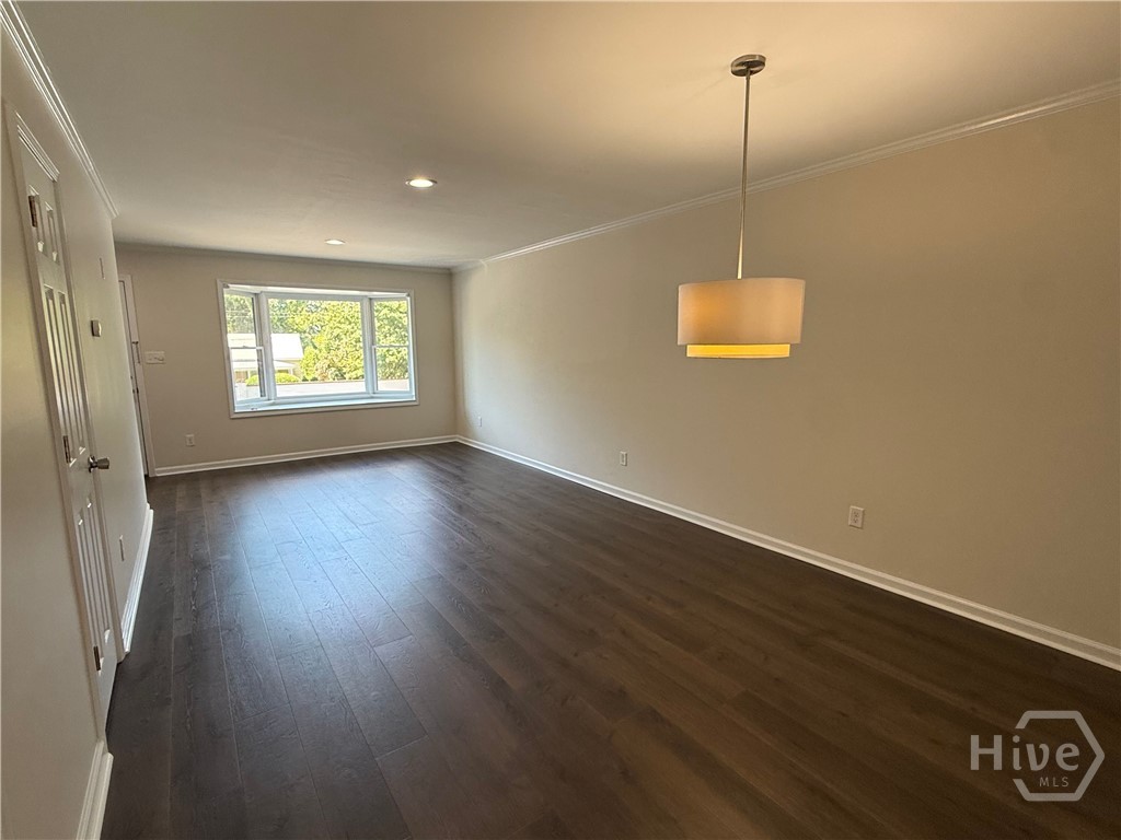 550 Dearing Street 23 Property Photo 4