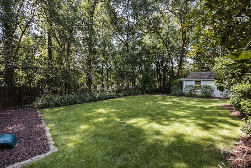 403 Parkway Drive Property Photo 42