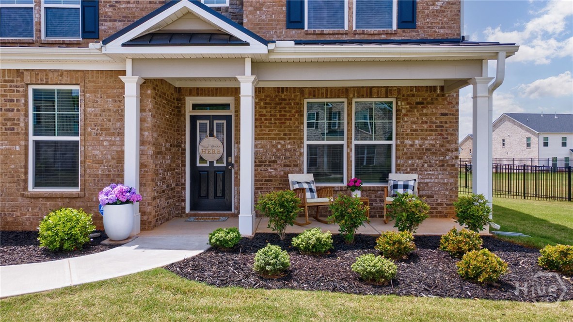 2062 Brookside Circle Property Photo 4