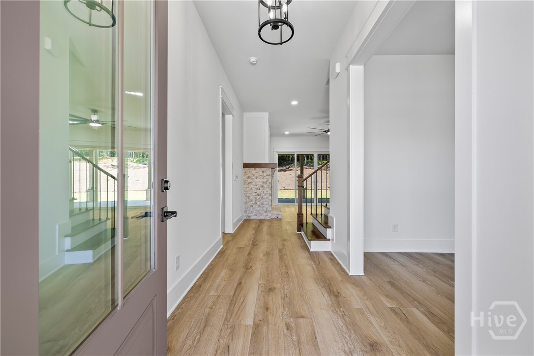 205 Chariot Court Property Photo 6