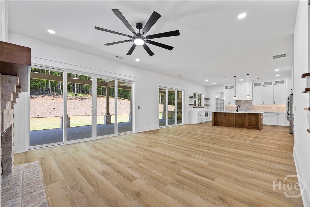 205 Chariot Court Property Photo 17