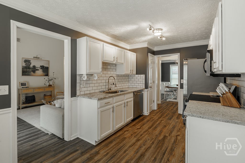 5685 Sugar Crossing Drive Property Photo 11