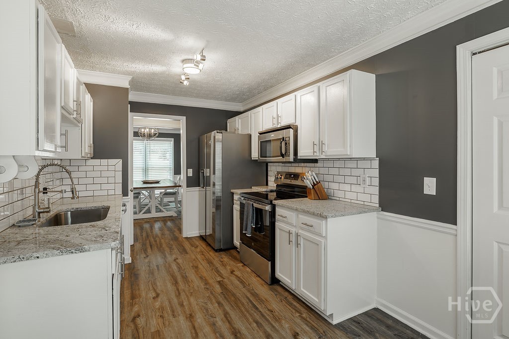5685 Sugar Crossing Drive Property Photo 13