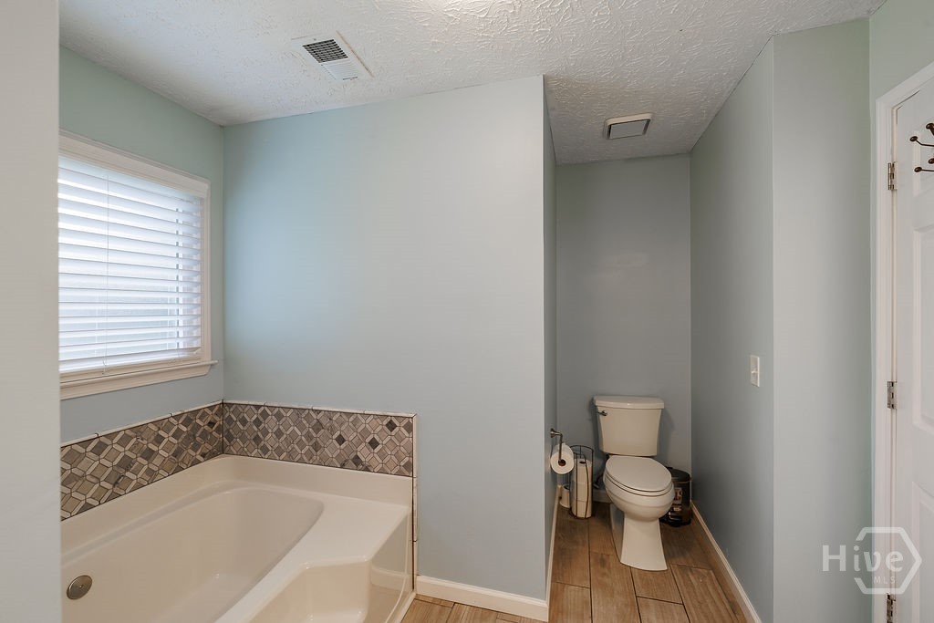 5685 Sugar Crossing Drive Property Photo 22