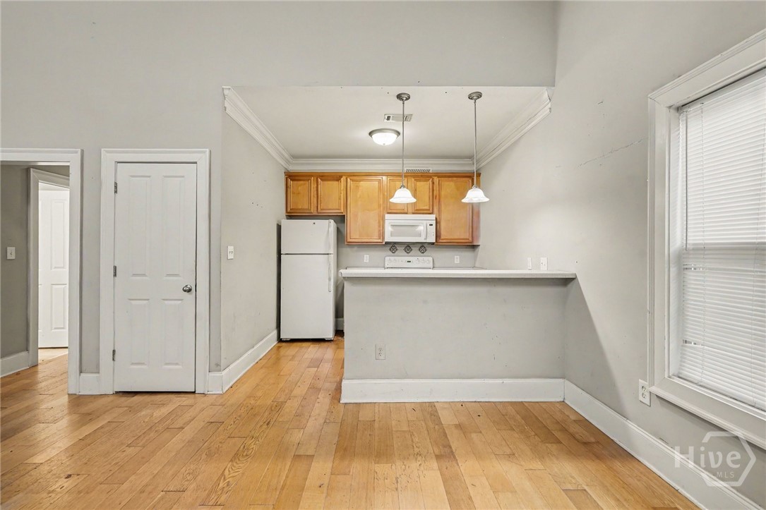 103 E Paces Drive Property Photo 4