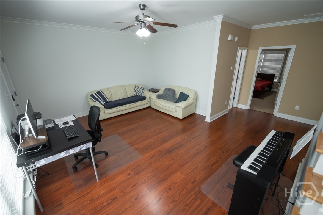1340 Brighton Lane Property Photo 3