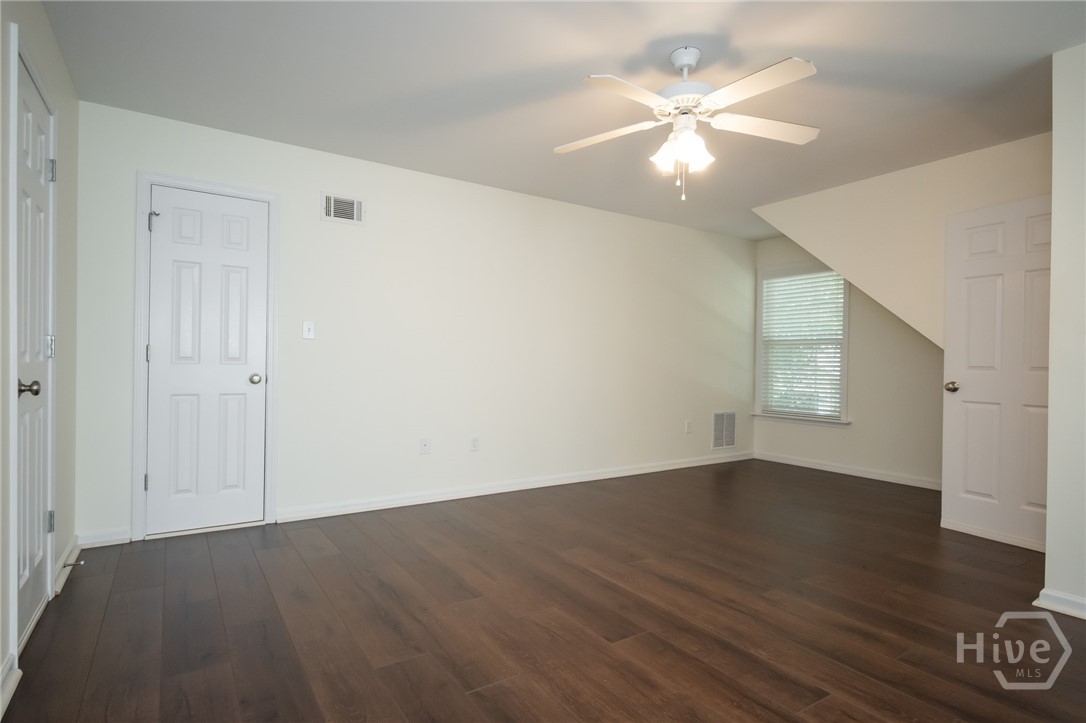 1340 Brighton Lane Property Photo 16