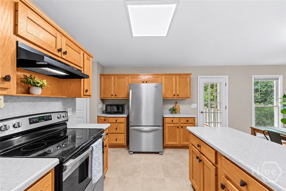 4062 Crabapple Drive Property Photo 8