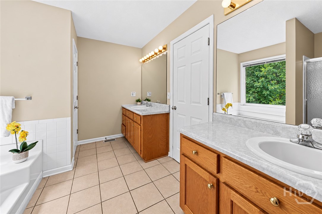 4062 Crabapple Drive Property Photo 13