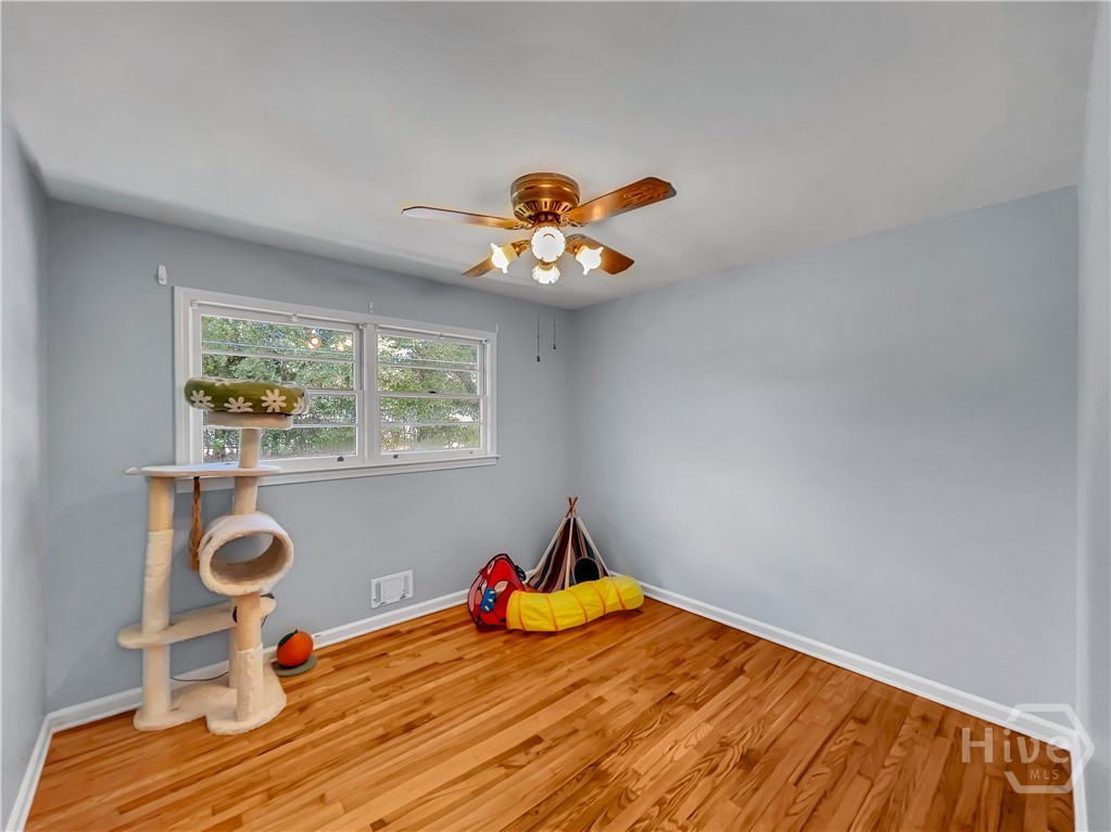 172 Glendale Property Photo 21