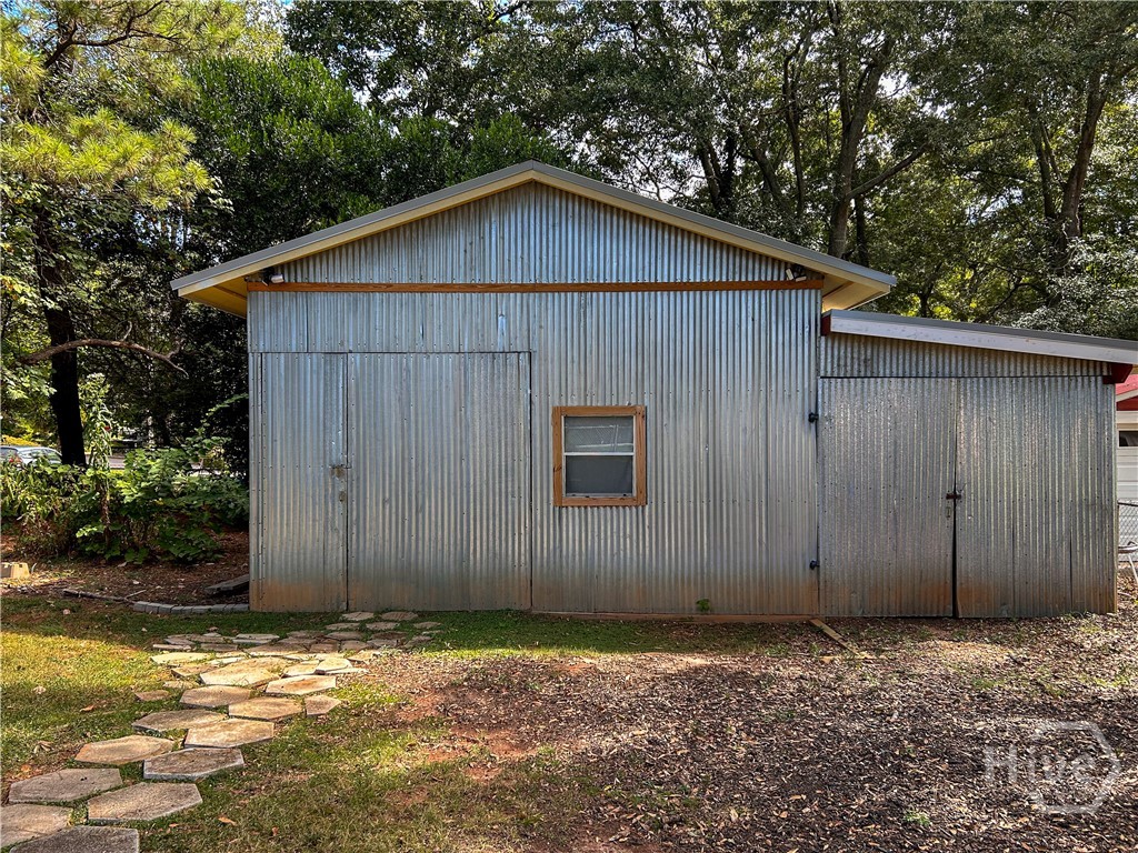 172 Glendale Property Photo 28