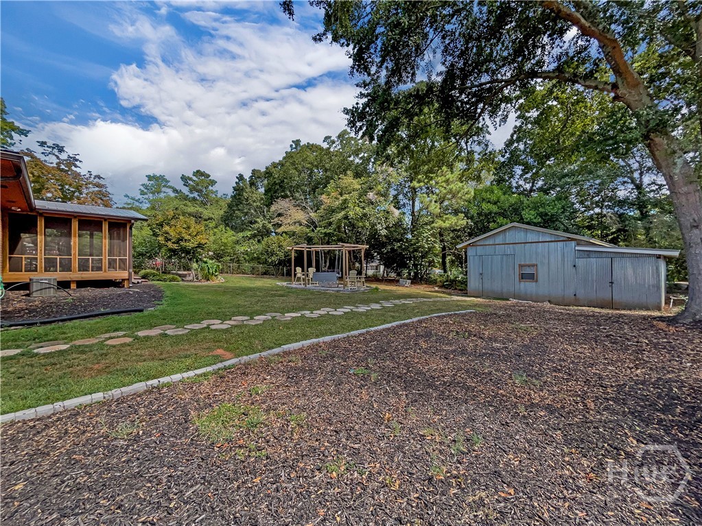 172 Glendale Property Photo 31