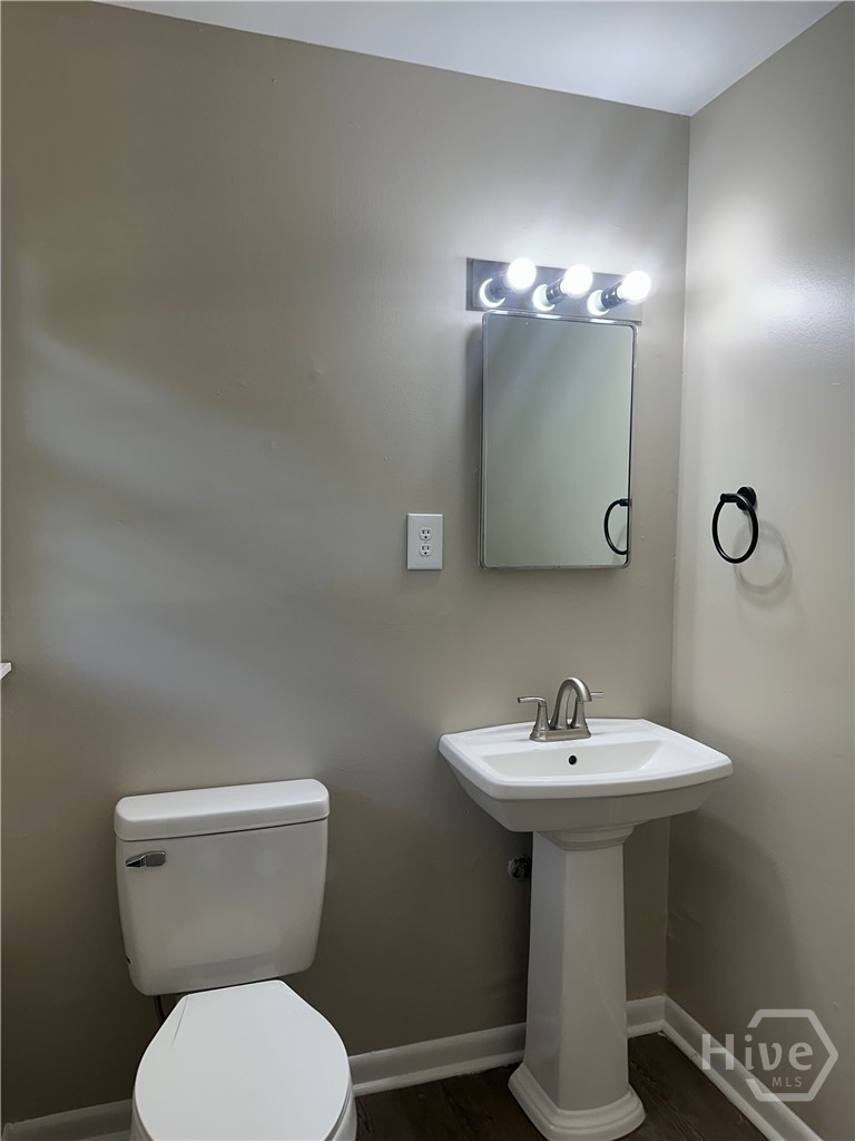 55 Caroline Avenue Property Photo 12